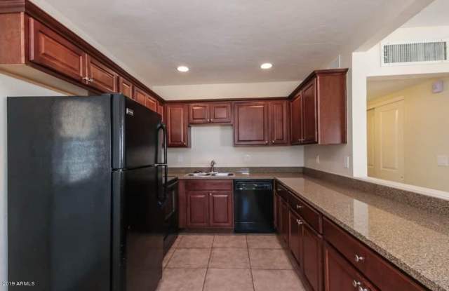 3515 E Cheery Lynn Road Gallery 3