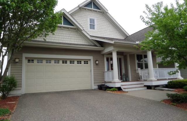 1305 Waters Path - 1305 Waters Path, Woodbury, MN 55129