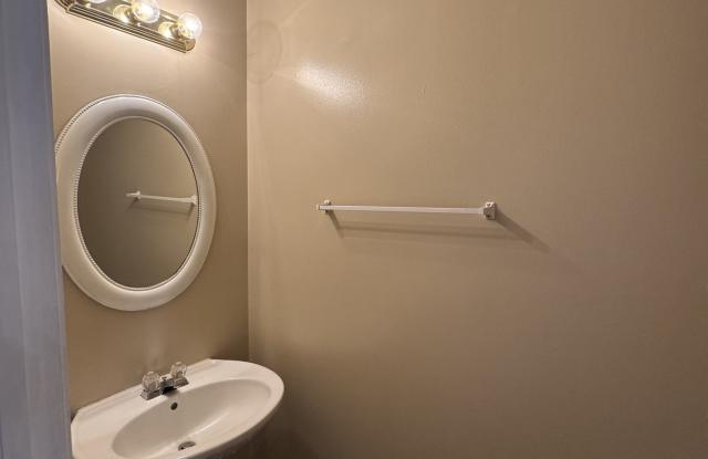 5869 Strathmoor Manor Circle Gallery 4