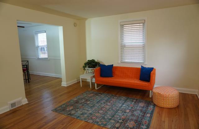 1710 Weston Ave photos photos