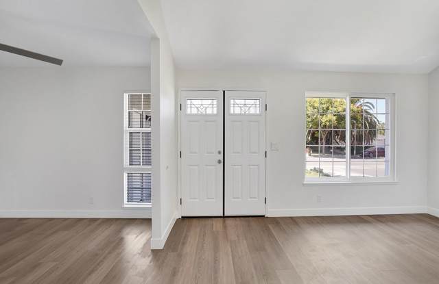 Updated single family home - Available now Gallery 3