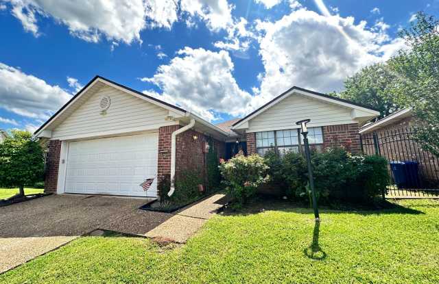 1/2 OFF FIRST MONTH'S RENT - University Terrace-Millicent Way Patio Home-Beautiful Neighborhood photos photos