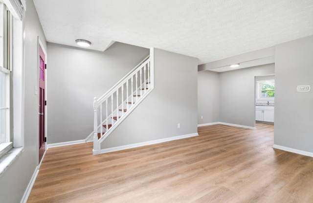 3500 Warwick Drive Gallery 3