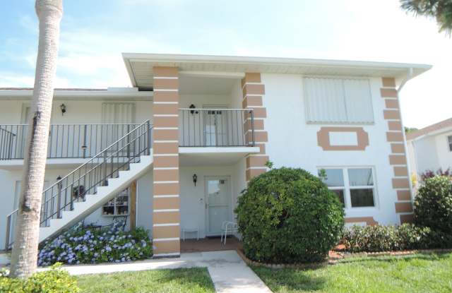 1209 S Lakes End Drive Gallery 1