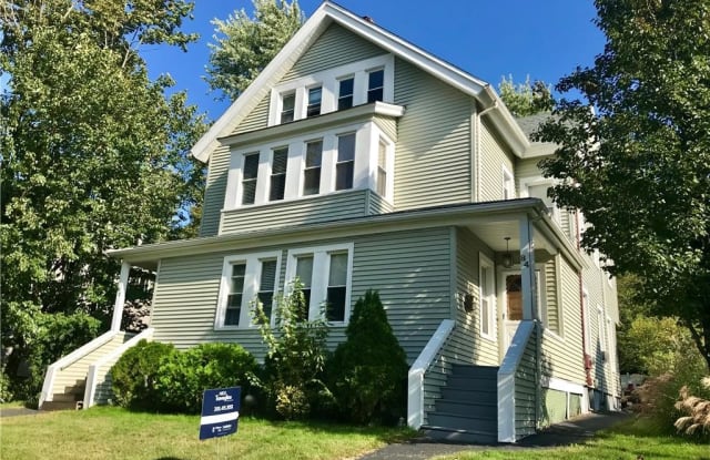 84 South Whittlesey Avenue - 84 South Whittlesey Avenue, Wallingford Center, CT 06492
