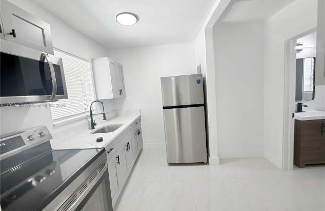 254 E Dania Beach Blvd photos photos
