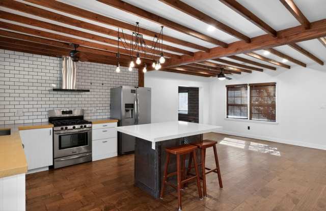 Charming 3BR House in Phoenix photos photos