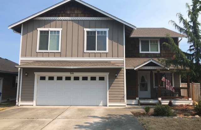 916 Longview Dr. Gallery 2