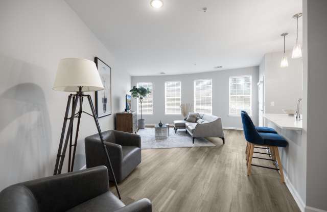 Harbor Pointe Gallery 2