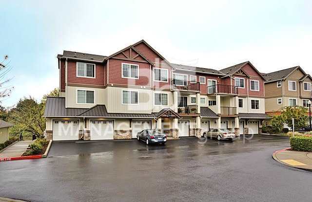 Light Bright Timberland Condo in NW Portland MUST SEE!!! Garage Included photos photos Light Bright Timberland Condo in NW Portland MUST SEE!!! Garage Included photos photos