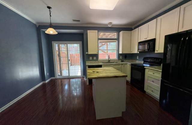 2085 STARGRASS Court Gallery 4