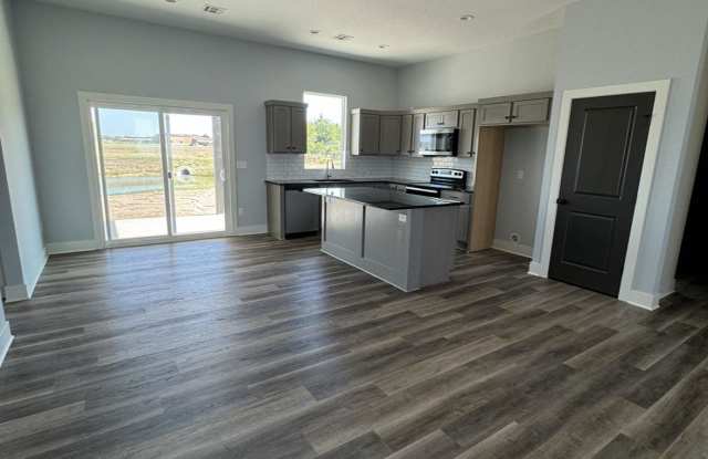 812 Trails End Ct photos photos