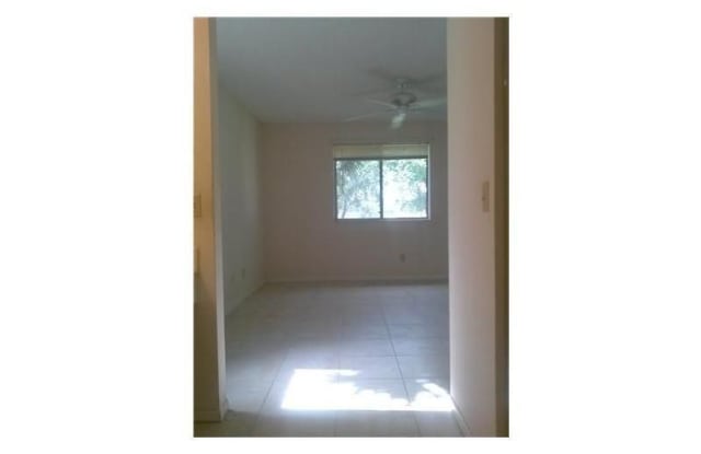 1027 CORAL CLUB DR Gallery 2