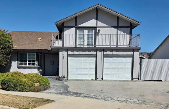 Spacious Simi Valley Home with RV Parking! photos photos