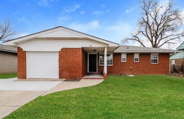 800 Plaza Drive - 800 Plaza Drive, Moore, OK 73160