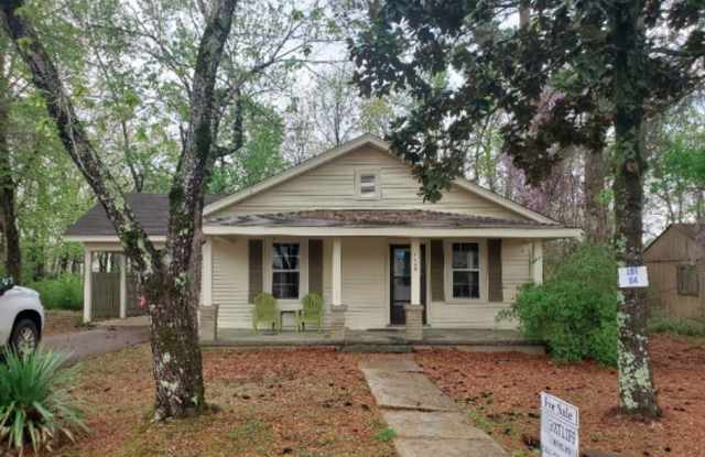 2 Bed 1 Bath Spacious Home photos photos