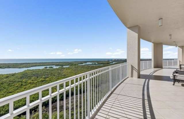 1001 Arbor Lake Dr. Gallery 3