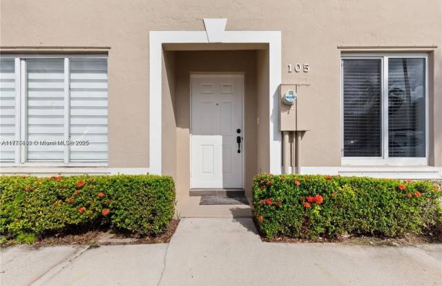 105 Riviera Cir - 105 Riviera Circle, Weston, FL 33326 105 Riviera Cir - 105 Riviera Circle, Weston, FL 33326