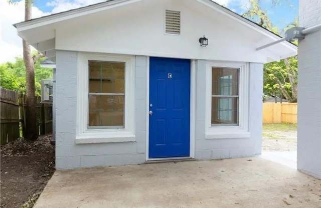 114 Julia Street N photos photos