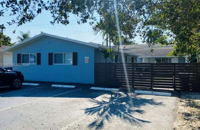 808 NE 2nd St - 808 Northeast 2nd Street, Hallandale Beach, FL 33009 808 NE 2nd St - 808 Northeast 2nd Street, Hallandale Beach, FL 33009