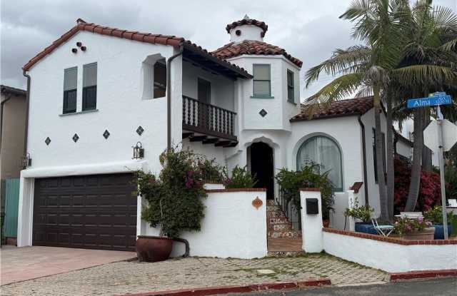 3200 Alma photos photos