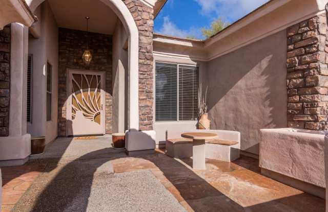 5410 E CALLE DE LAS ESTRELLAS -- Gallery 2