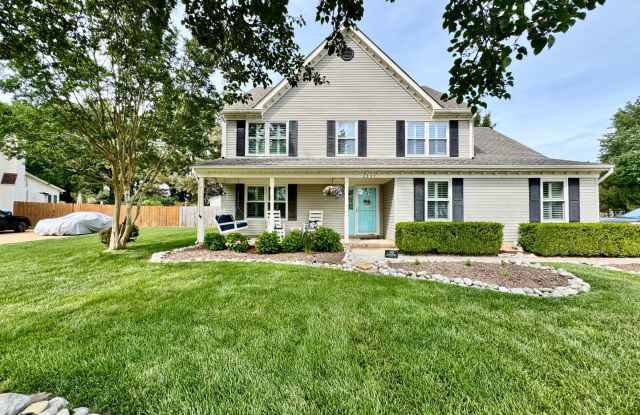 Available 07-01-26! 2-Car Attached Garage - Pet Friendly w/Restrictions - Fenced Yard on a HUGE Corner Lot! photos photos