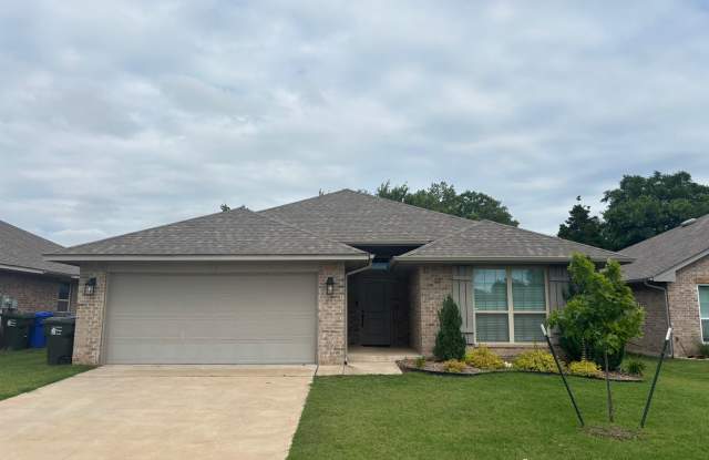 Wonderful 3 Bed 2 Bath Home in Norman photos photos