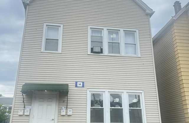 9605 Avenue L - 1F - 9605 South Avenue L, Chicago, IL 60617