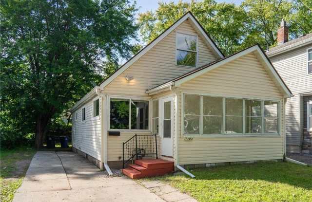 1183 Edgerton Street photos photos