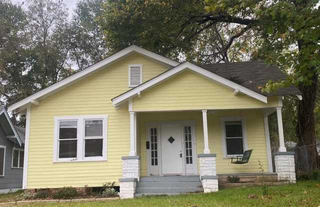 735 Gladstone Boulevard photos photos
