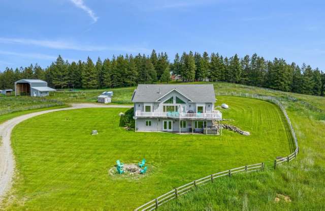 Available For Rent Mid October! 5-bedroom, 3-bathroom furnished home in Montana! photos photos