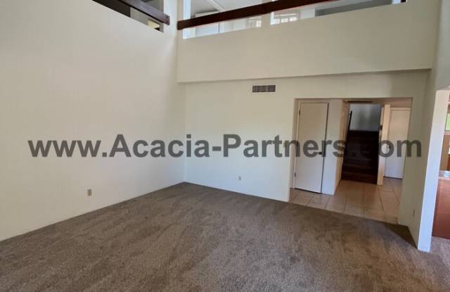 7751 East Hawthorne Street Gallery 3