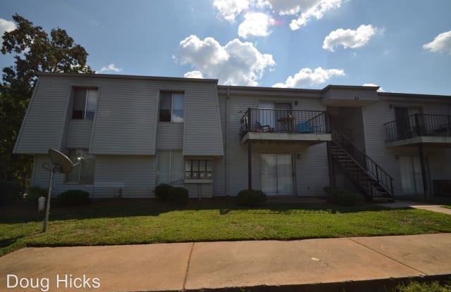801-N High Meadow Ln - 801 High Meadow Ln, Charlotte, NC 28217