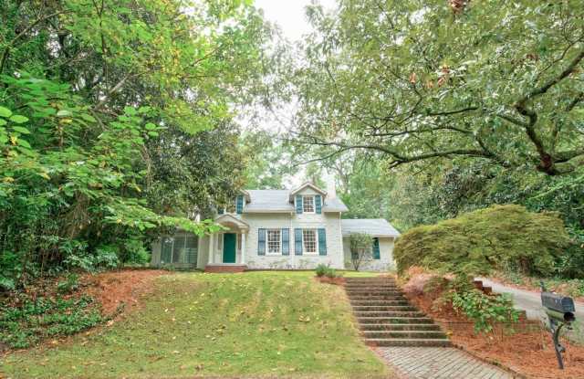 Executive 3/3 House in College Heights- $2,795 photos photos