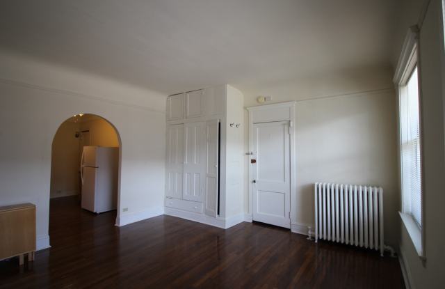 836 Sherman Ave photos photos
