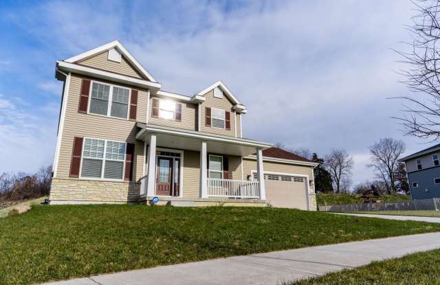 6142 Pine Ridge Way Gallery 1