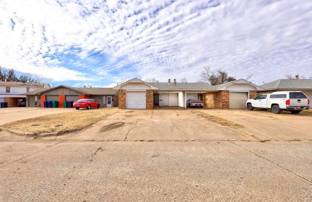 1915 North Moulton Court photos photos