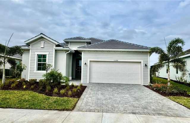 15048 Pinehurst photos photos