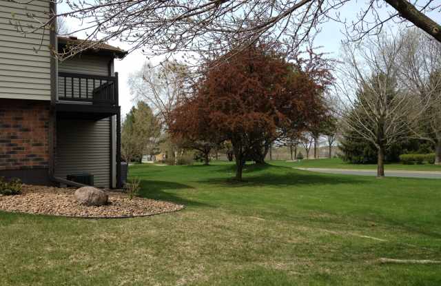 606 Donegal Cir Gallery 3
