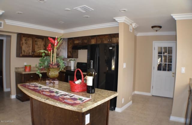 1311 W GLENDALE Avenue - 1311 West Glendale Avenue, Phoenix, AZ 85021