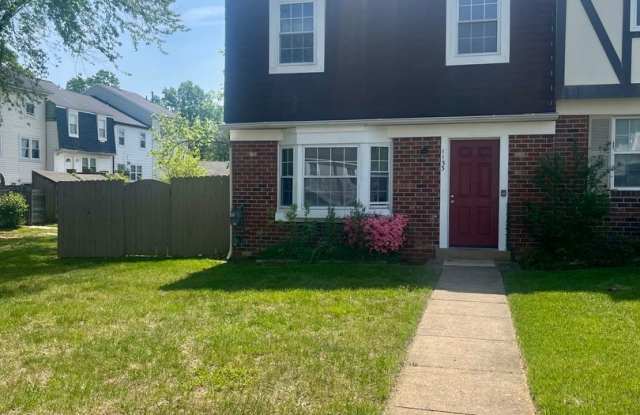 3 Bedroom 2.5 Bath Unit Townhouse Fredericksburg Stafford County photos photos