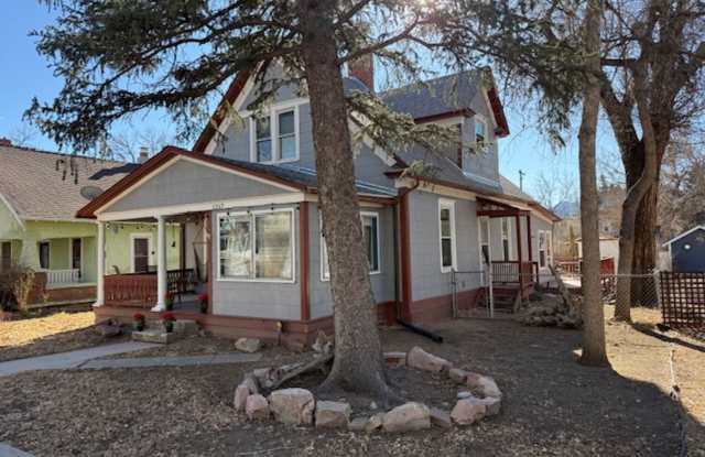 *West side charmer completely remodeled, mid century flare! photos photos