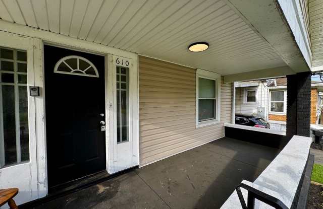610 Colorado - 3bed/1bath house, garage & basement! photos photos