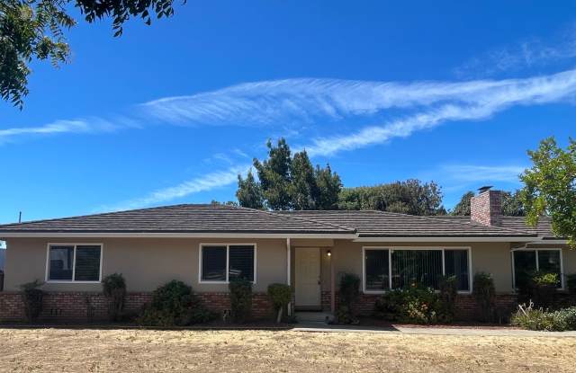 Charming 3-Bedroom Country Home on Nearly 1 Acre with 2-Car Garage photos photos