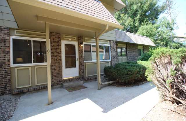 Cute and Clean Condo w/Garage - 1001 Strachan Drive, Fort Collins, CO 80525