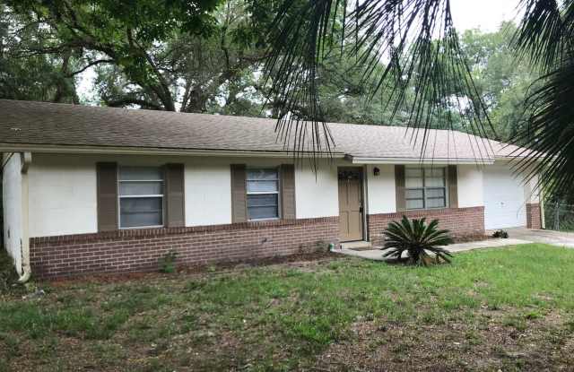 2200 Pine Hill Place - 2200 Pine Hill Place, Volusia County, FL 32763