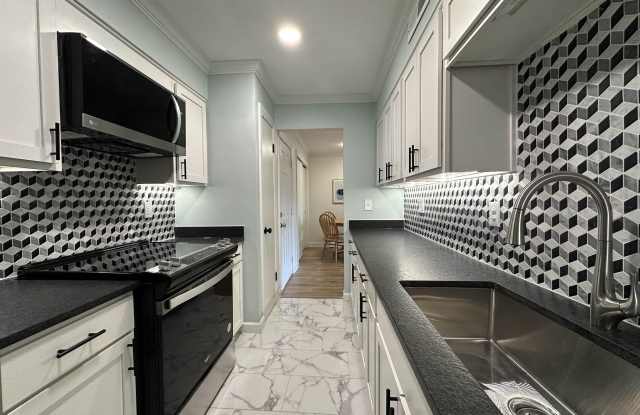 1855 POPLAR WOODS - 1855 Poplar Woods Circle East, Germantown, TN 38138