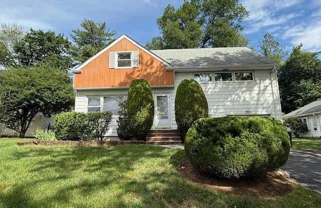 920 E Lawn Drive photos photos