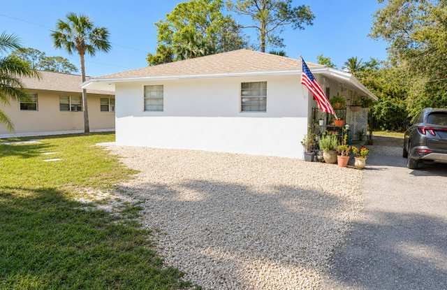 2 Bedroom Duplex - Annual Rental in East Naples photos photos